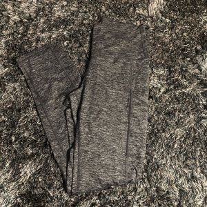 Grey aerie legging